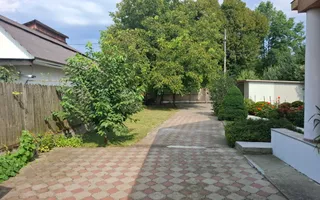 Casă individuală | 160 mp utili | 560 mp teren | Vizavi de intrarea în - Poză 13