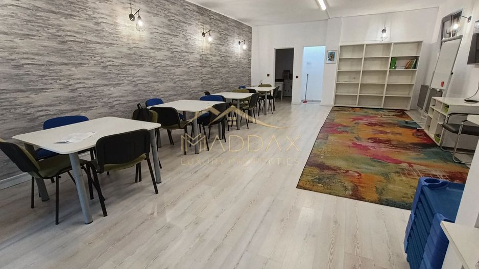 Vila cu 5 camere *276mp* // Zona Rahova - Poză 13