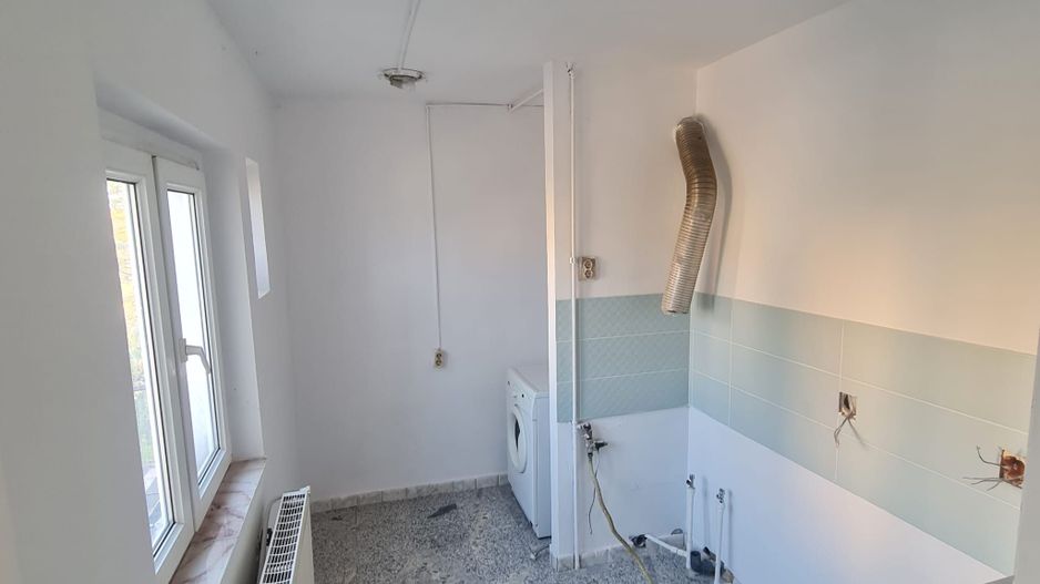 De inchiriat apartament cu 3 camere , Tineretului sector4 - Poză 8