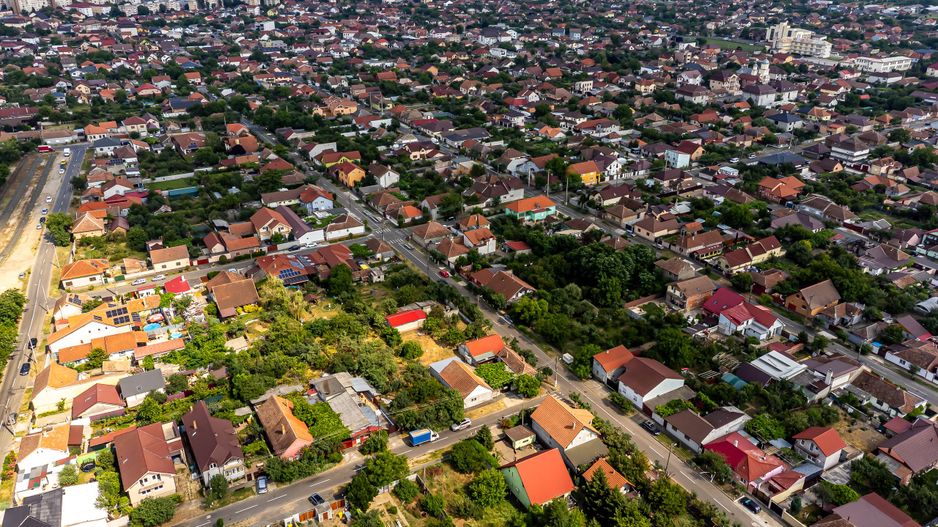 Rezervat Două case în aceeași curte cartier Bujac, 343 mp teren - Poză 3