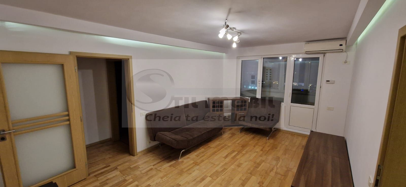 Apartament 4 camere, Podu Roș, 90 mp, mobilat și utilat, 155.000 € - Poză 2