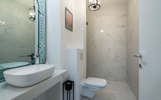 Inchiriere apartament 3 camere | Sisesti - Poză 24