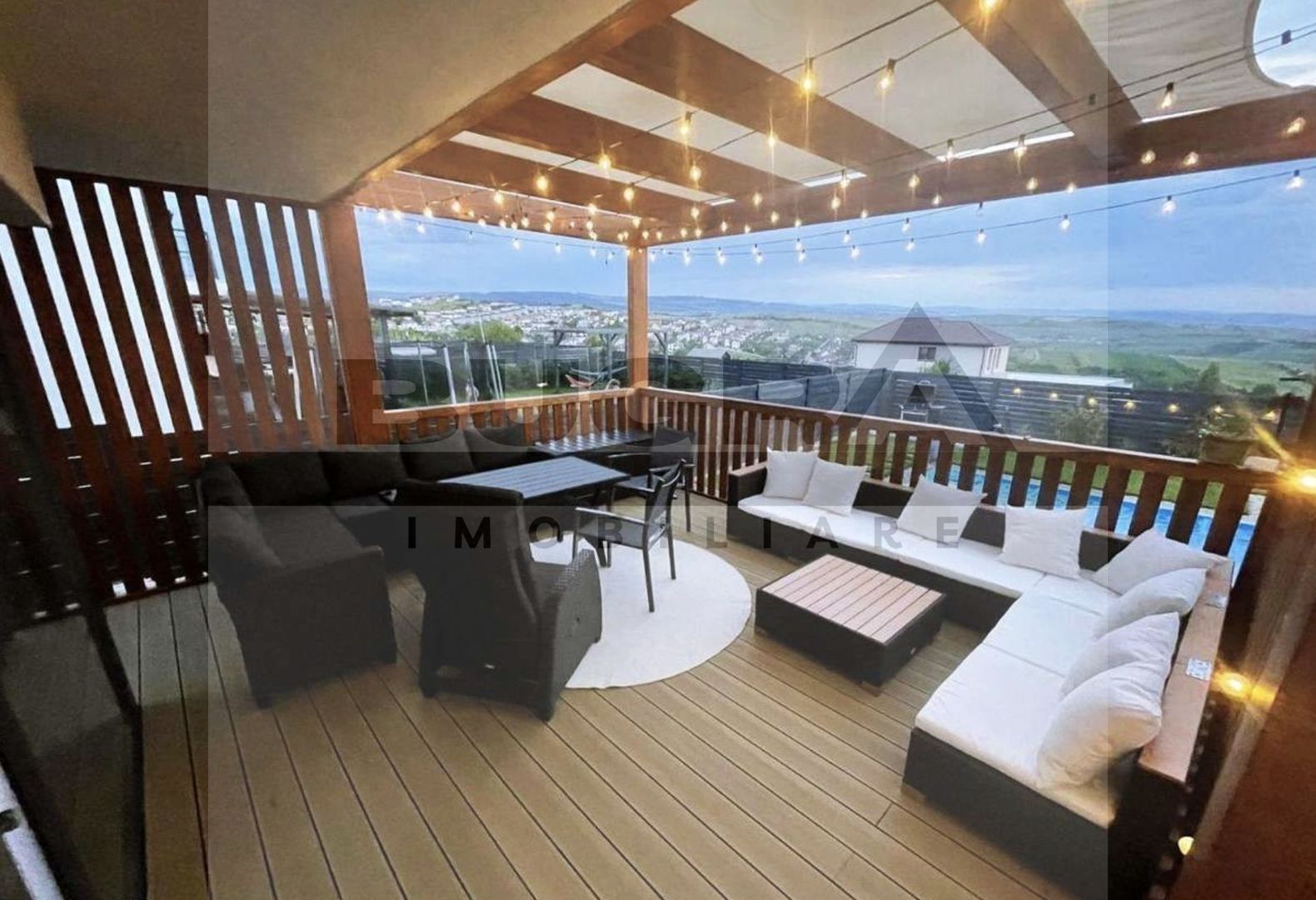 Casă individuala cu piscină si priveliste panoramica, zona Dezmir - Poză 13