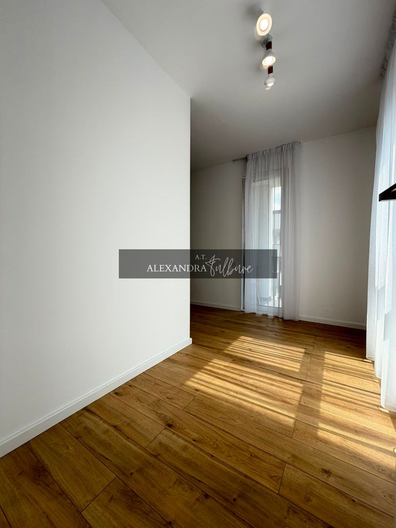 Apartament 2 camere, balcon, etaj intermediar, garaj, zona Eroilor - Poză 6