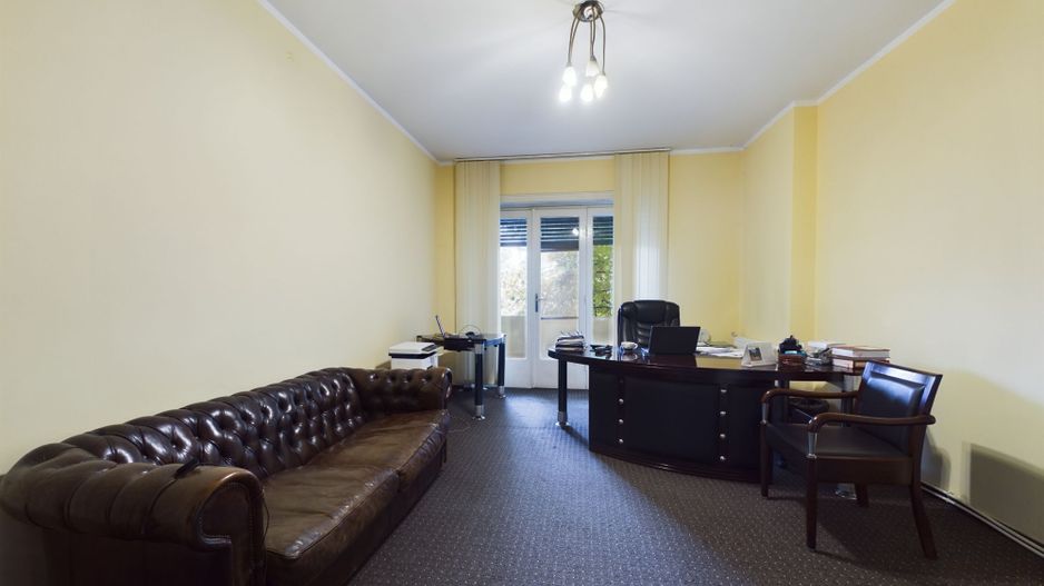 Apartament cu 4 camere, lângă Tribunalul Arad - Poză 5