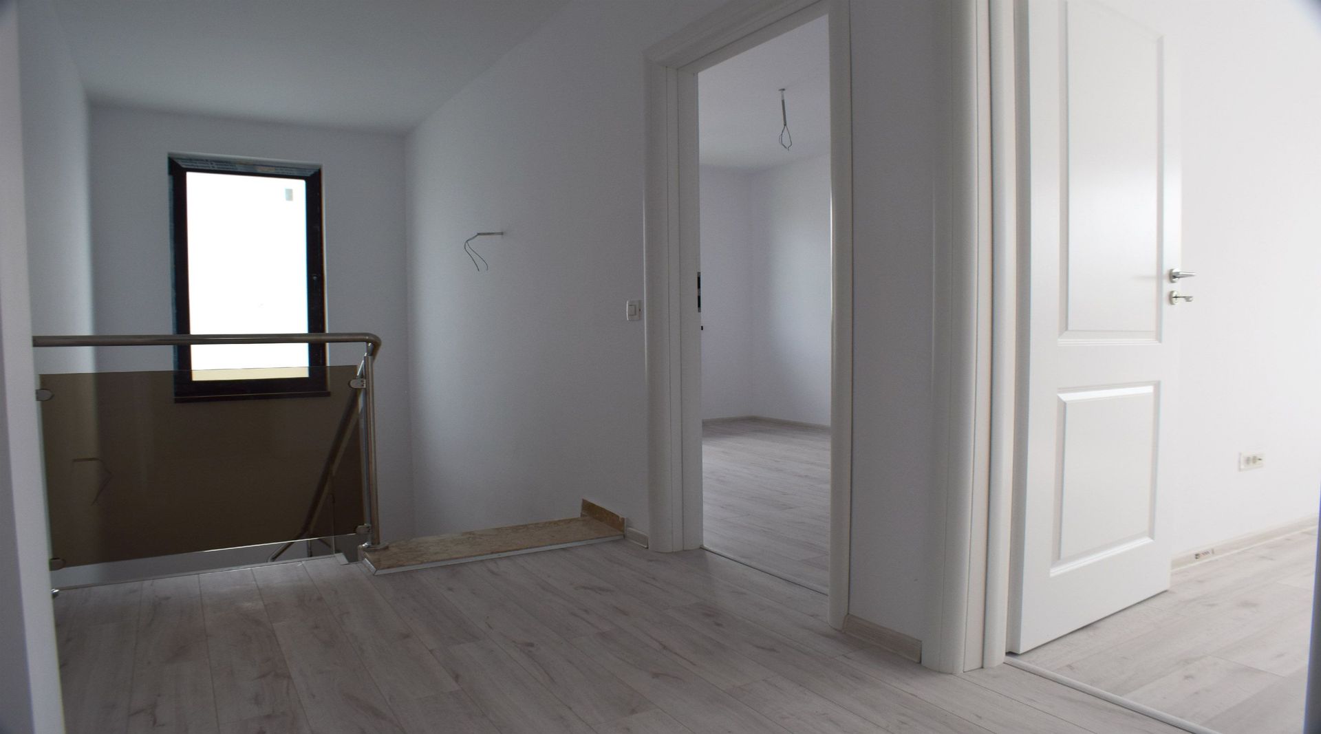 Ostratu – Corbeanca - Vila moderna la cheie- 165 mp - Comision 0% - Poză 12