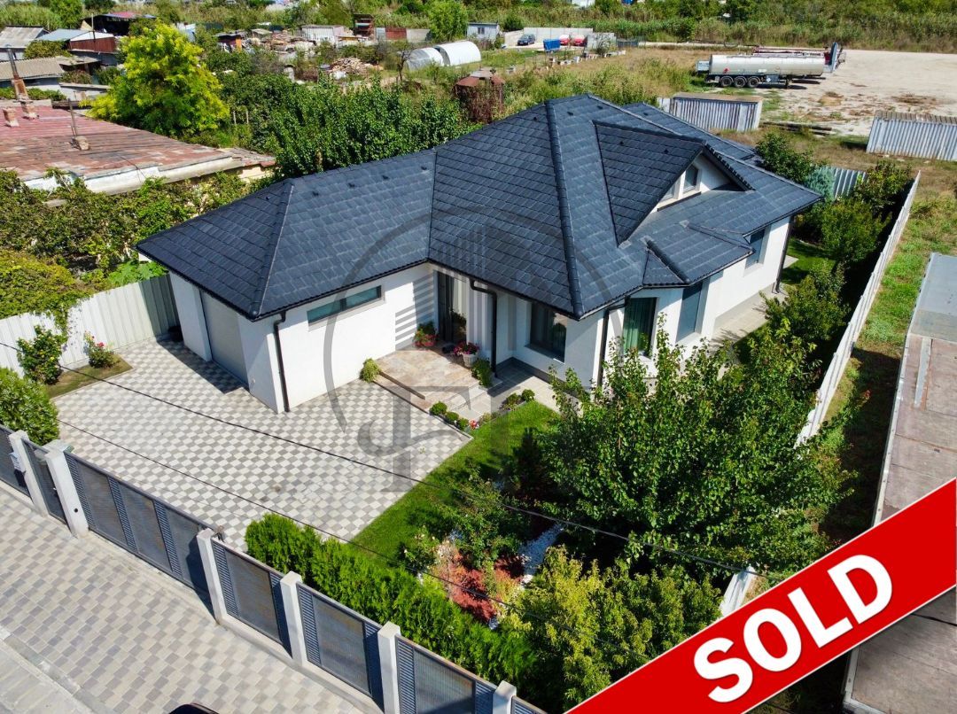 SOLD/ VANDUT- Casă/Vilă de vânzare Agigea, Constanța - Poză 1