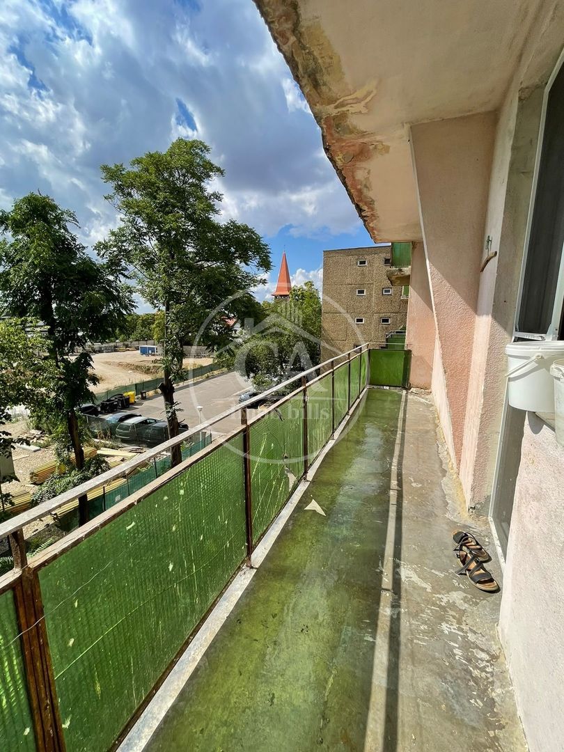 Apartament de vânzare cu 2 camere în zona Rogerius, Oradea - Poză 11