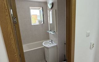 De închiriat apartament cu 2 camere, strada Octav Onicescu - Poză 7