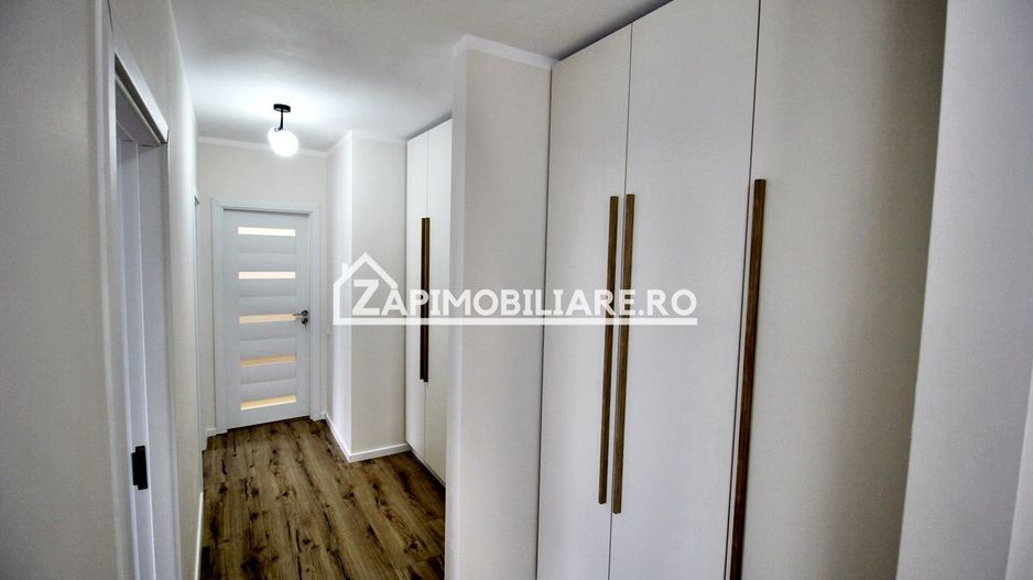 Apartament 3 camere,90mp,2 bai,1 pivnită,2 balcoane,bloc nou - Poză 8