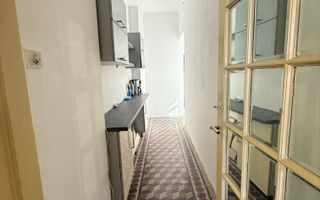 Eleganta, stil si mult potential intr-un apartament interbelic de 3 camere - Poză 9