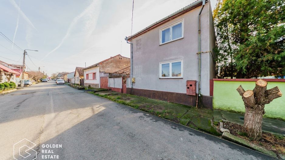 Casa cu teren de 569 mp, zona Confectii Cadas comision 0% - Poză 1