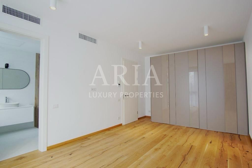 VILLA PIPERA JOLIE VILLE - Poză 5