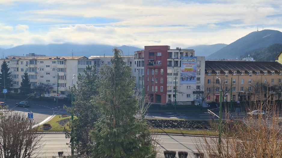 Apartament 2 camere Gemenii priveliste deosebita - Poză 1