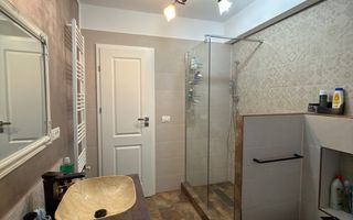 Casa individuala cu 5 camere in Dumbravita - Poză 7