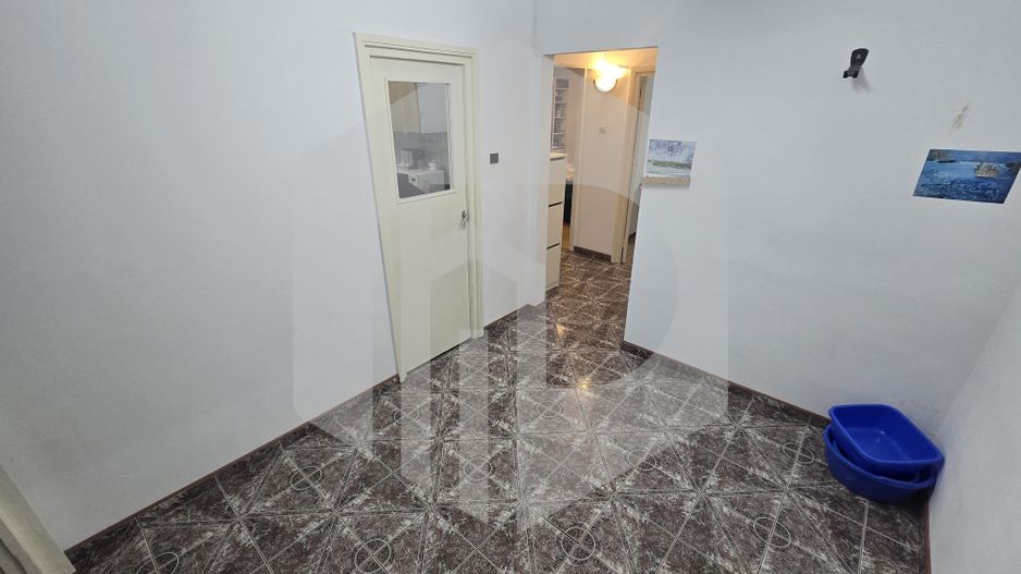 Apartament 3 camere decomandate pivnita Vasile Aron - Poză 6