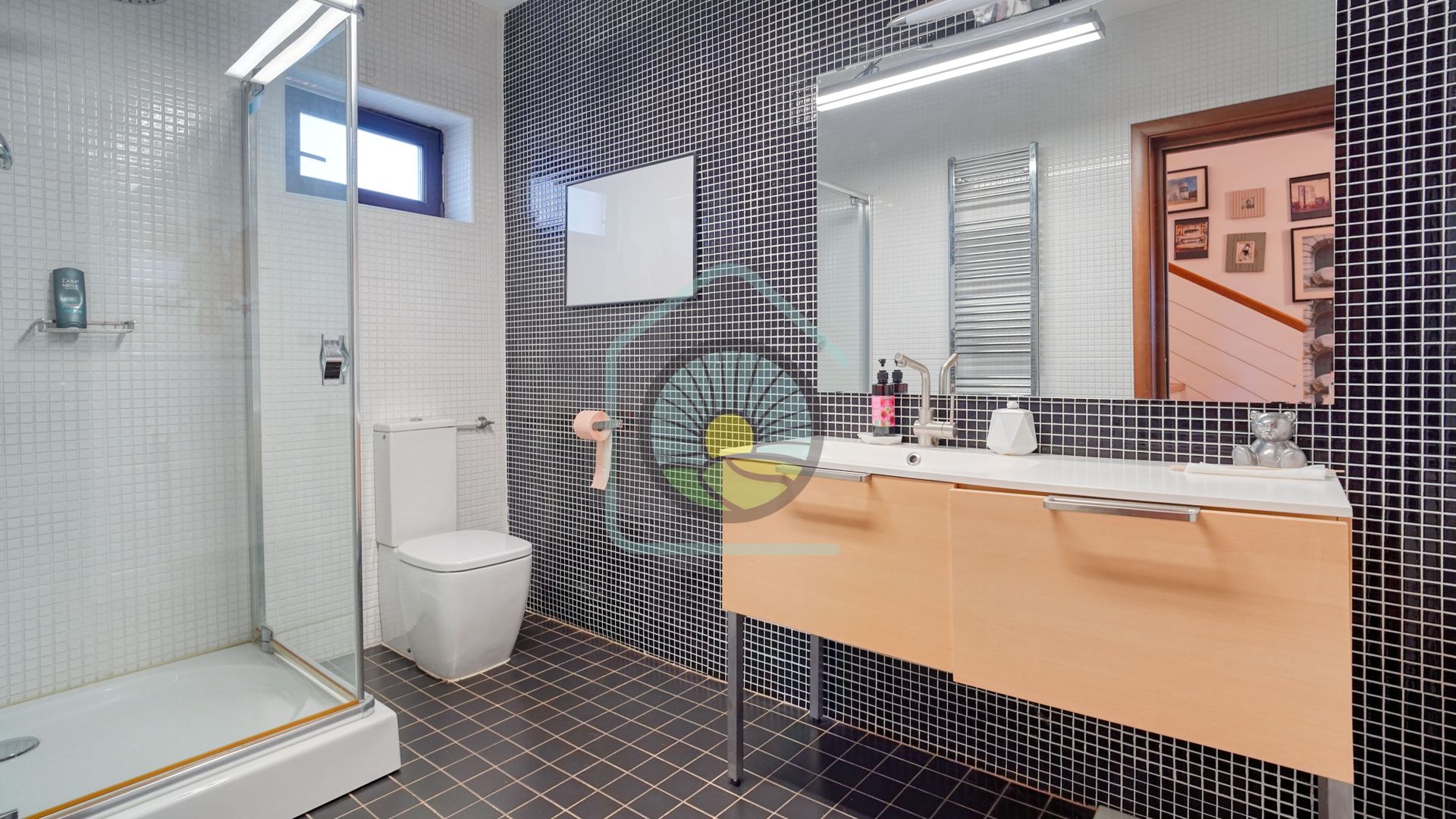 REZERVAT!!! CASA  HARMAN -COMISION 0 - Poză 13