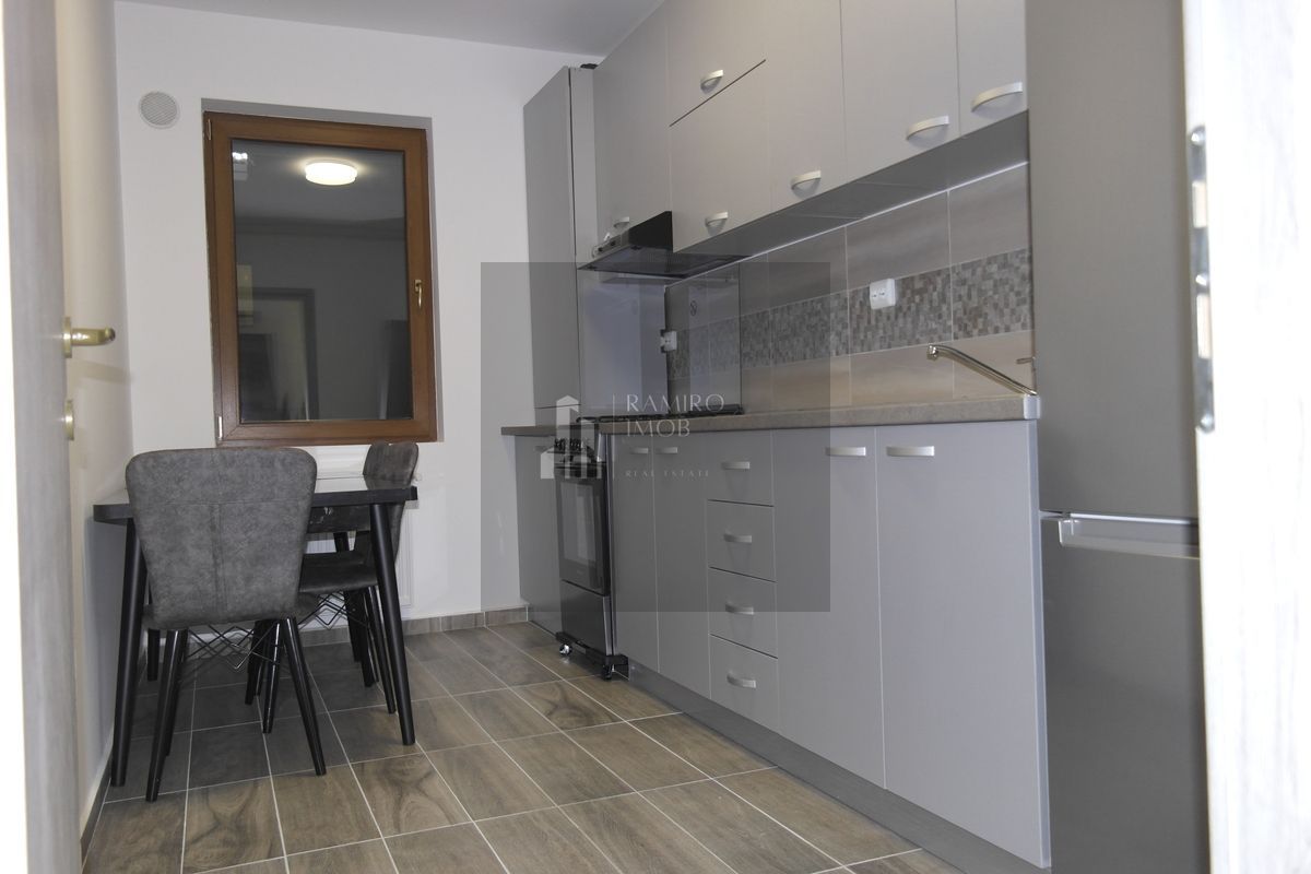 2 camere decomandat/Cartier Solar/ 64 mp/parcare subterana - Poză 5