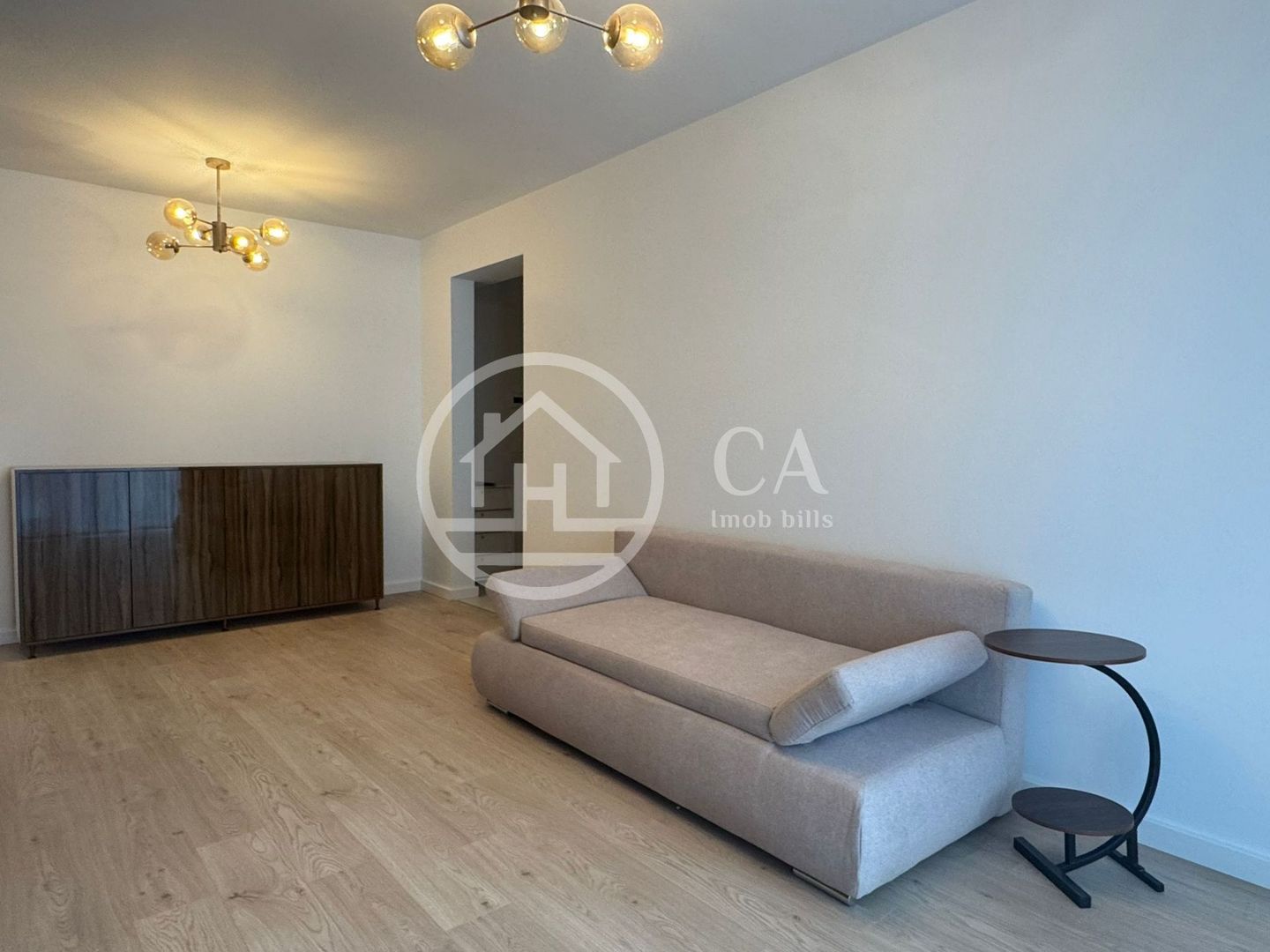 Apartament de închiriat cu 2 camere în PRIMA ARENA, Oradea - Poză 2