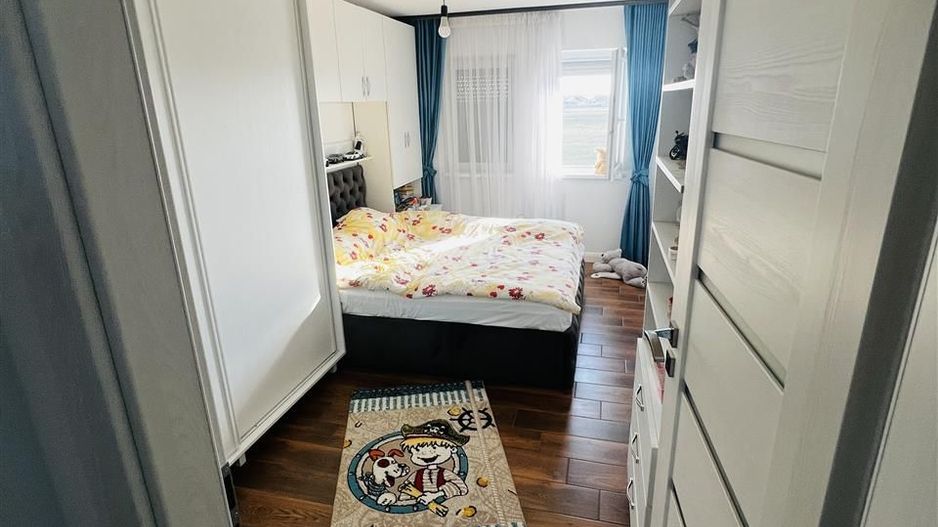 Casa de vanzare tip duplex Nojorid - Poză 5