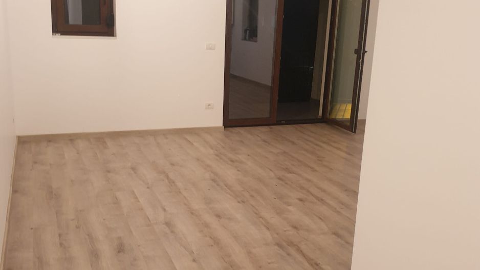 Zona Hotel IQ - Poză 6