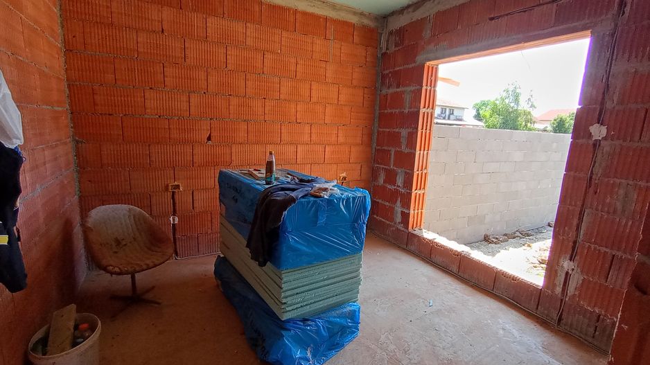 Sanandrei, Duplex pe Parter, 3 dormitoare, 2 Bai, Pozitie excelenta - Poză 11