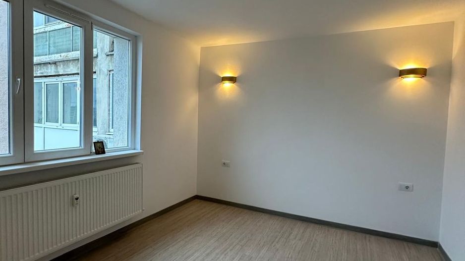 Vanzare Apartament renovat, 51 mp, etaj 7/10, bloc anvelopat – Drumul Taberei - Poză 11