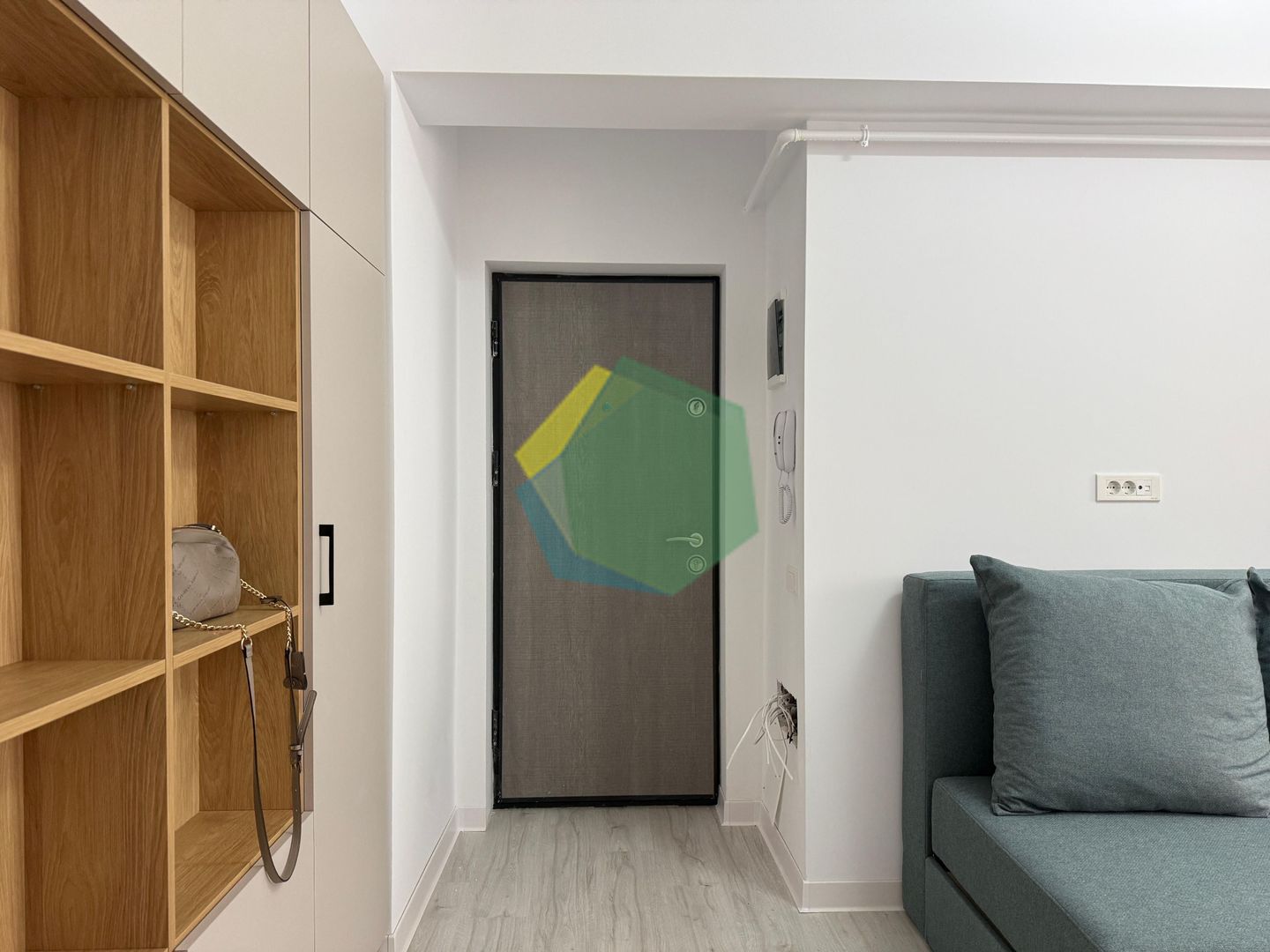 Studio  I.C. Bratianu  | Central Otopeni | Totul nou - Poză 4