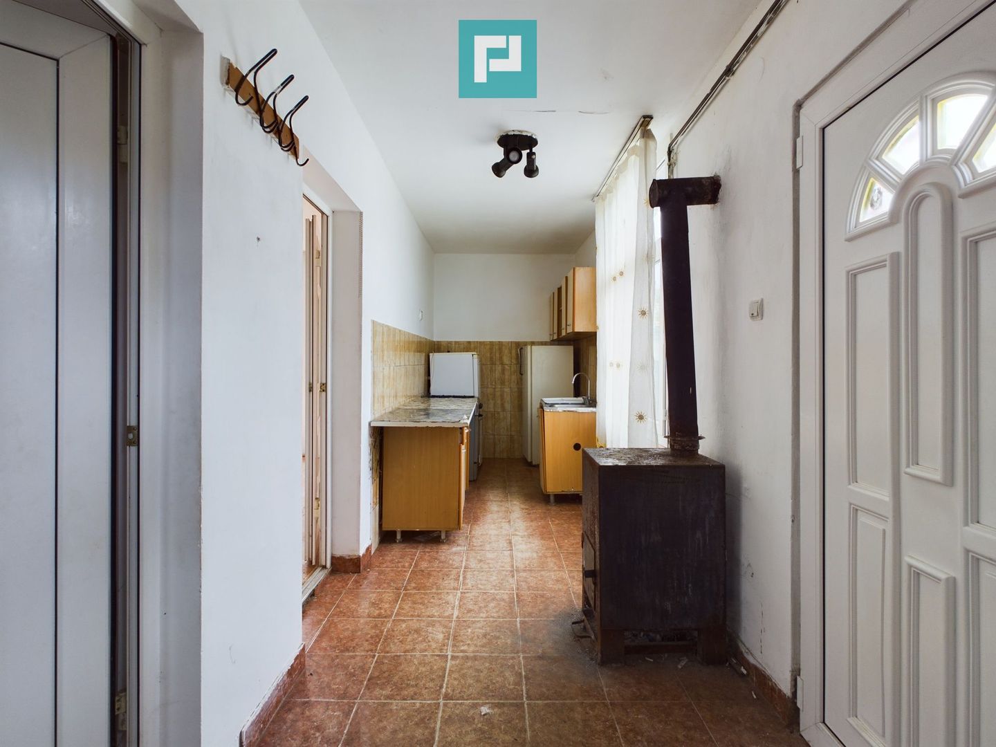 Casă în Curtici - Poză 8