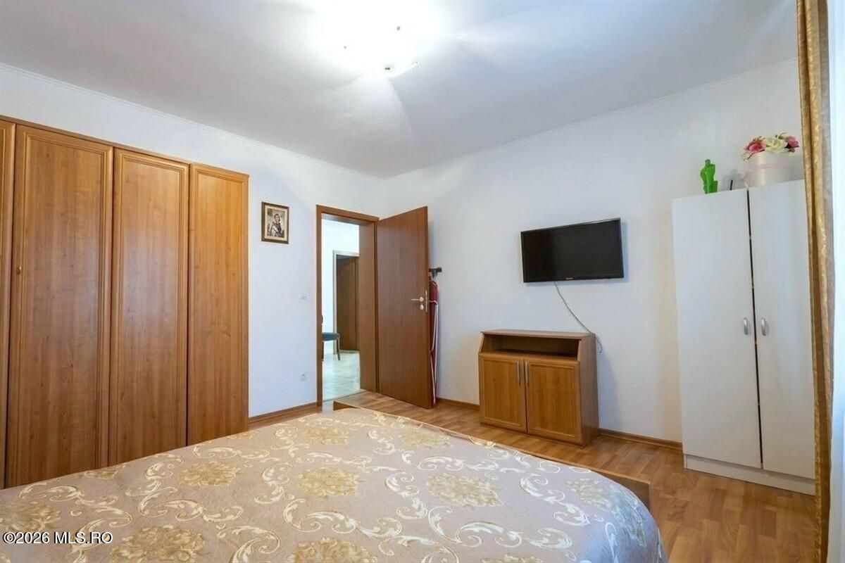 Castelu - Str. Florilor, casa din 2012, teren 737 mp si 106 mp utili - Poză 23