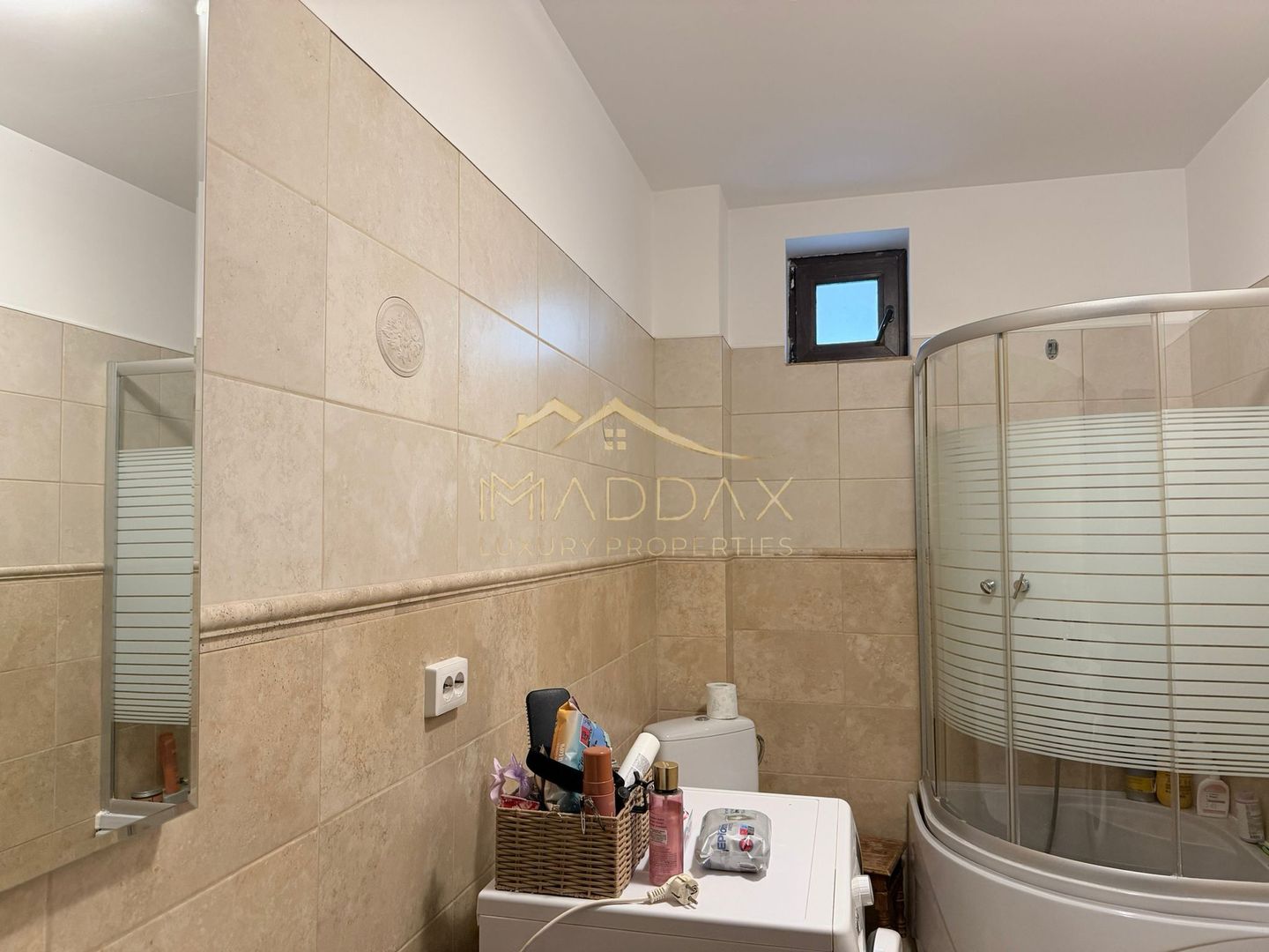 Vila spatioasa cu vedere spre lac Corbeanca - Poză 54