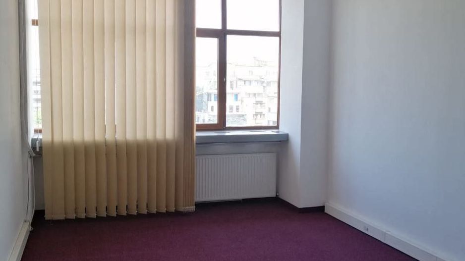 Spatiu birori ultracentral str. Negustori - Poză 3