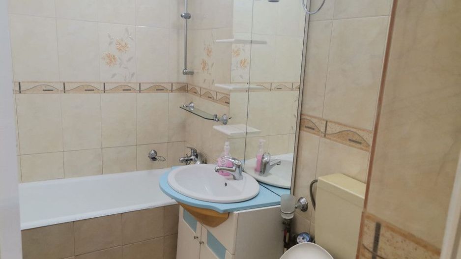 Inchiriere apartament Frati Golesti - Mc Donalds - Poză 4