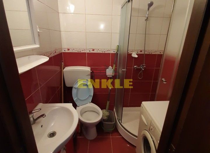Garsoniera, zona Primaverii/BCR, et.3, mobilata/utilata, 160 euro - Poză 5