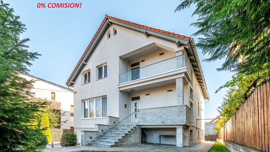 Casa deosebita, 270 mp utili, D+P+M, teren 544 mp, Andrei Muresanu - Poză 1