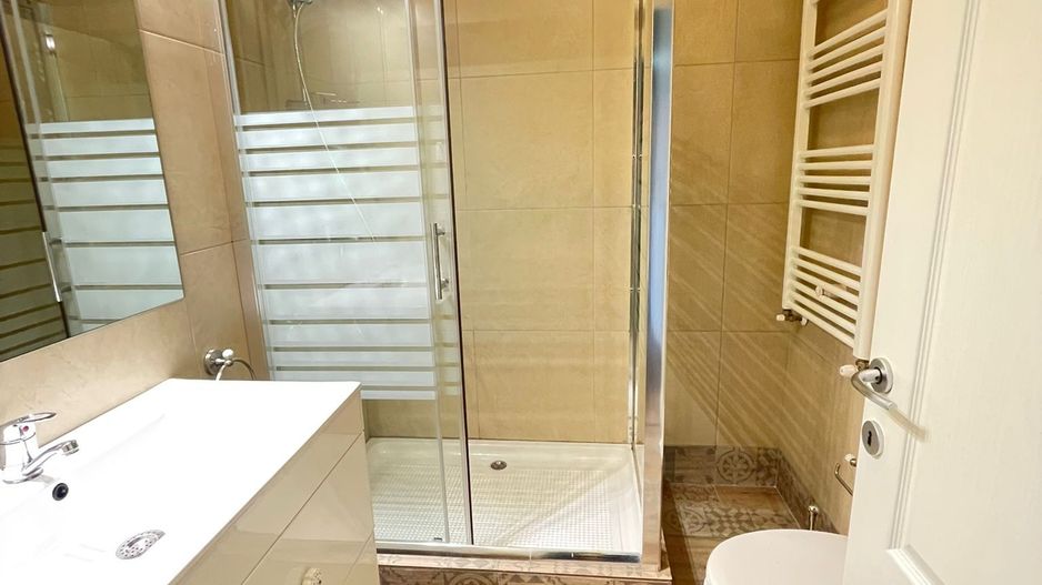 Apartament Modern 3 Camere De Inchiriat | Parcare Subterana Inclusa | 2 Bai - Poză 12