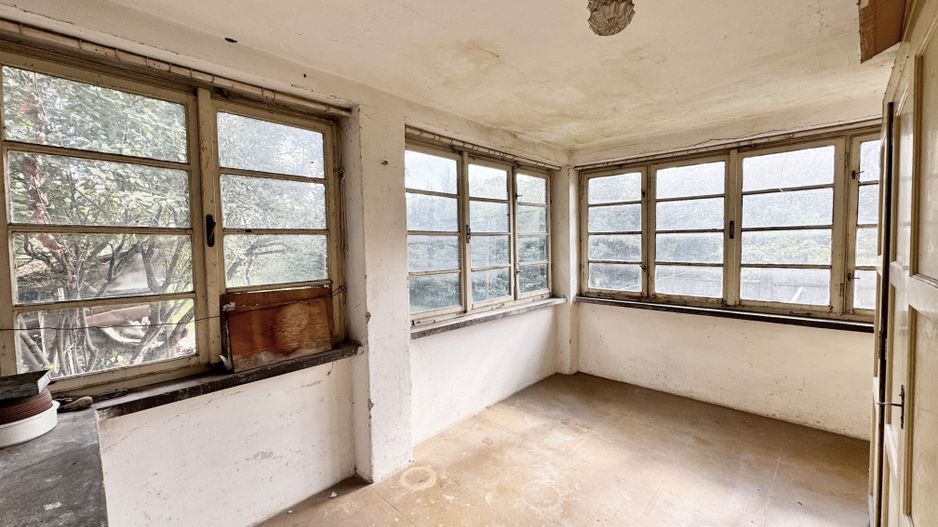 Proprietate REZERVATĂ! Casă din centru în Arad. - Poză 7