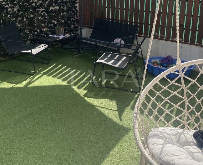 Apartament cu 3 camere, curte privată și parcare inclusă! - Poză 7