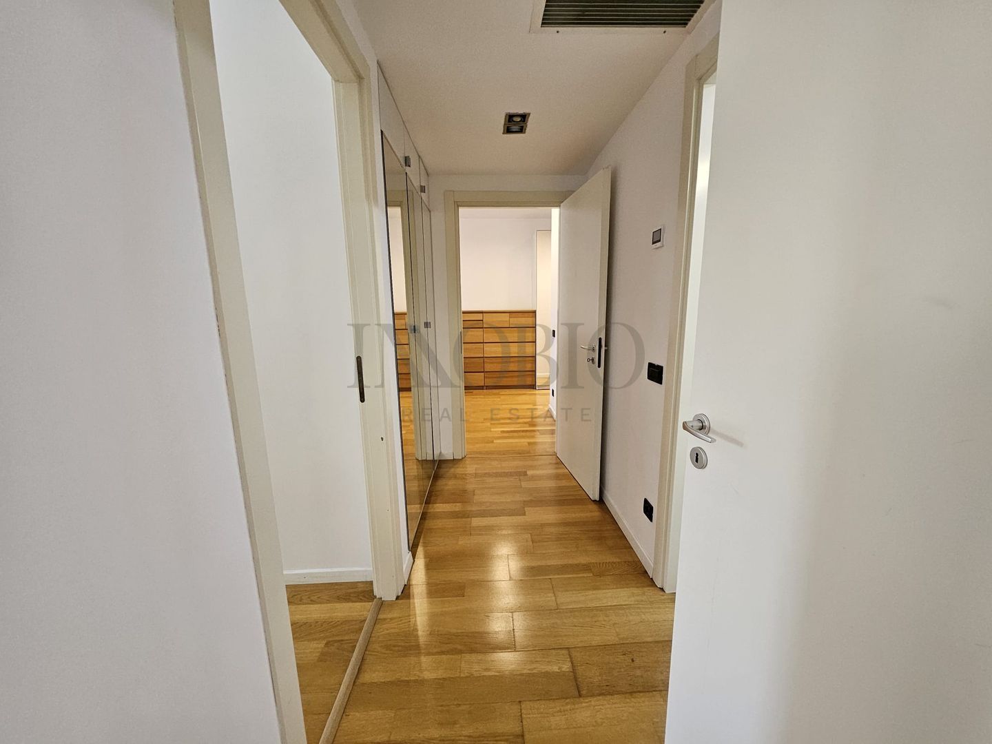 Apartament 3 Camere - Soseaua Nordului - Loc de Parcare - Boxa - Poză 8