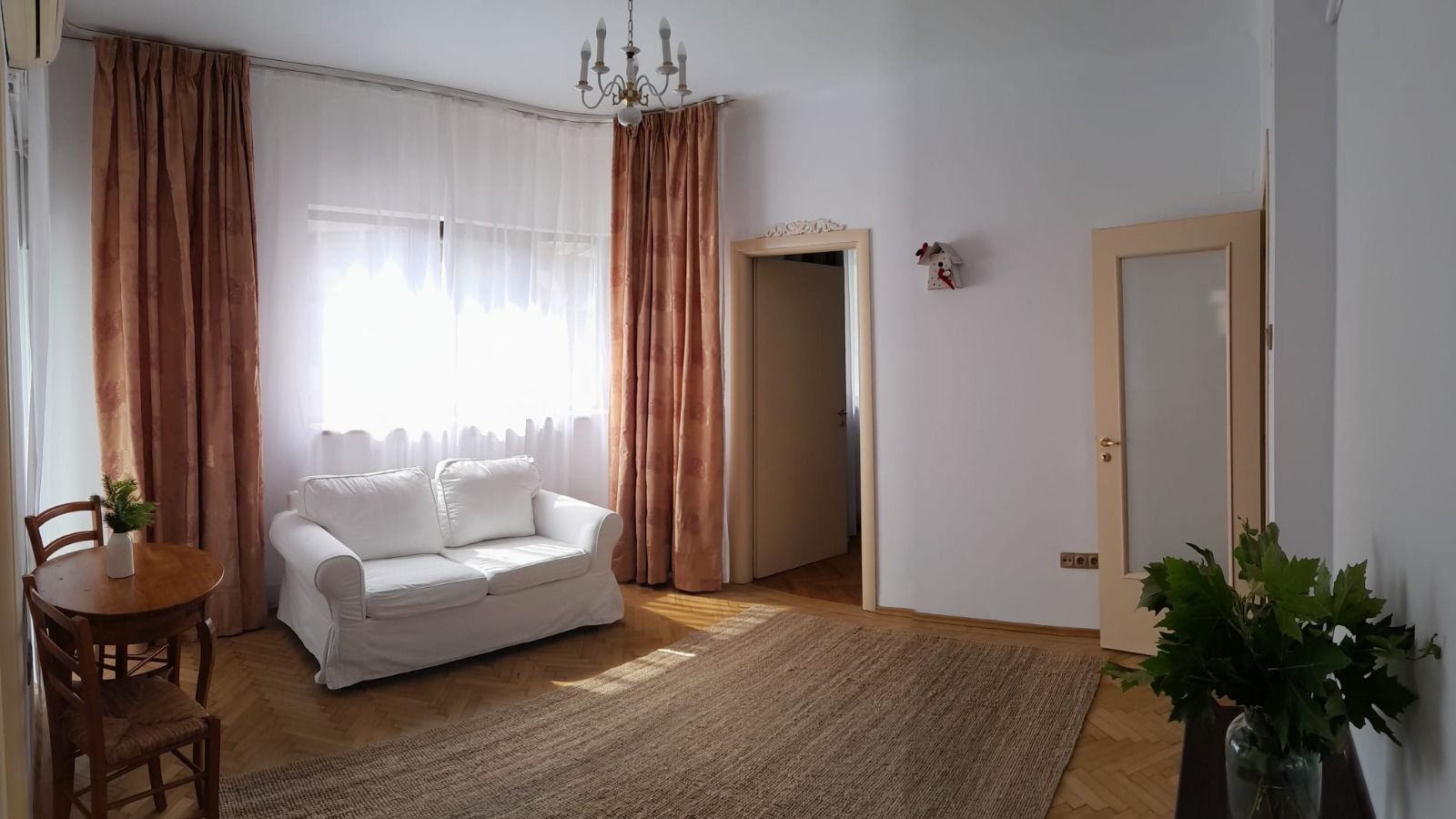 Apartament elegant 2 camere, Universitate, mobilat modern, centrală proprie. - Poză 2