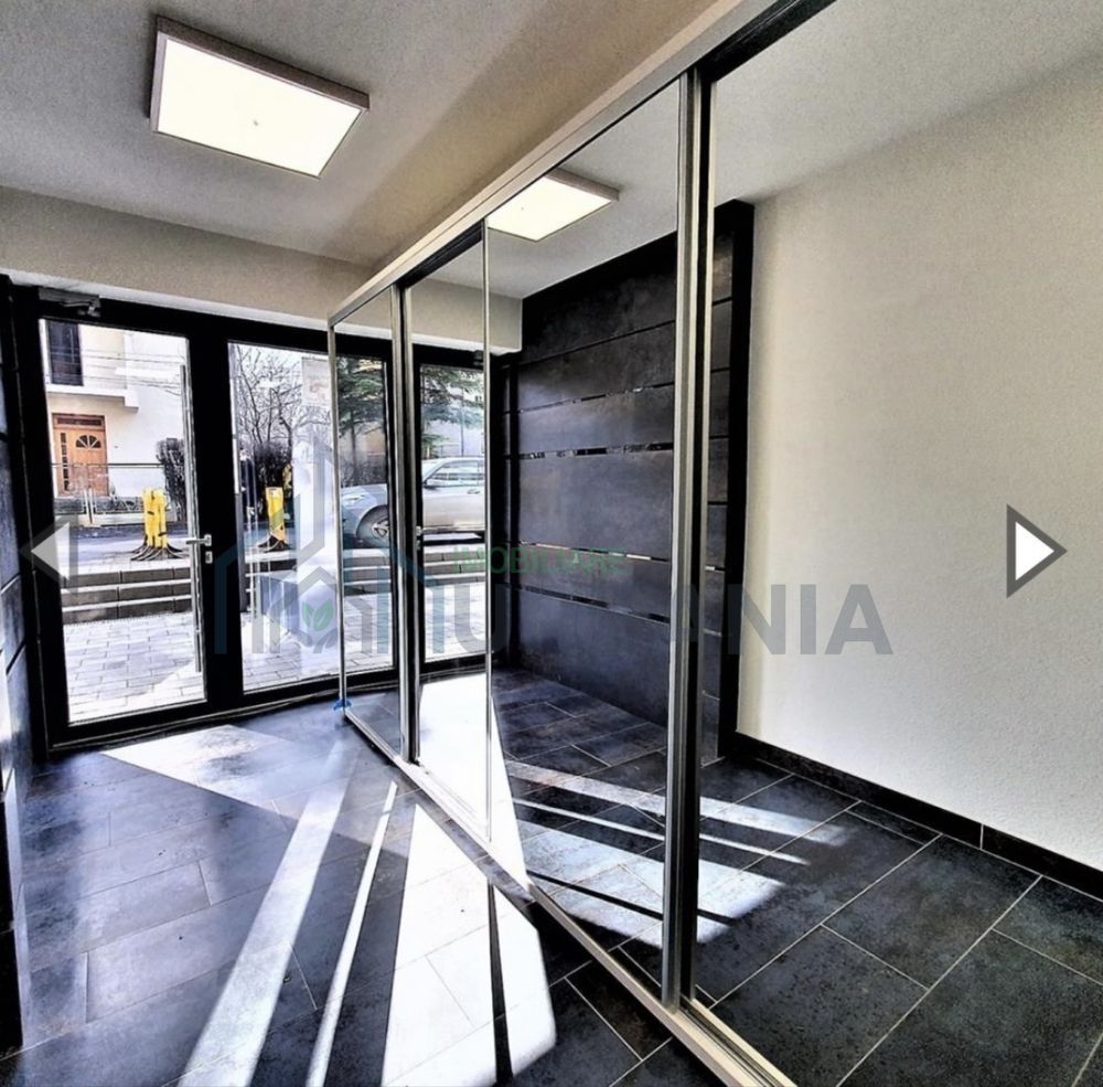 Apartament 2 camere, 3 balcoane, intabulat, vis-a-vis de Parcul Copou, loc de parcare subteran - Poză 2