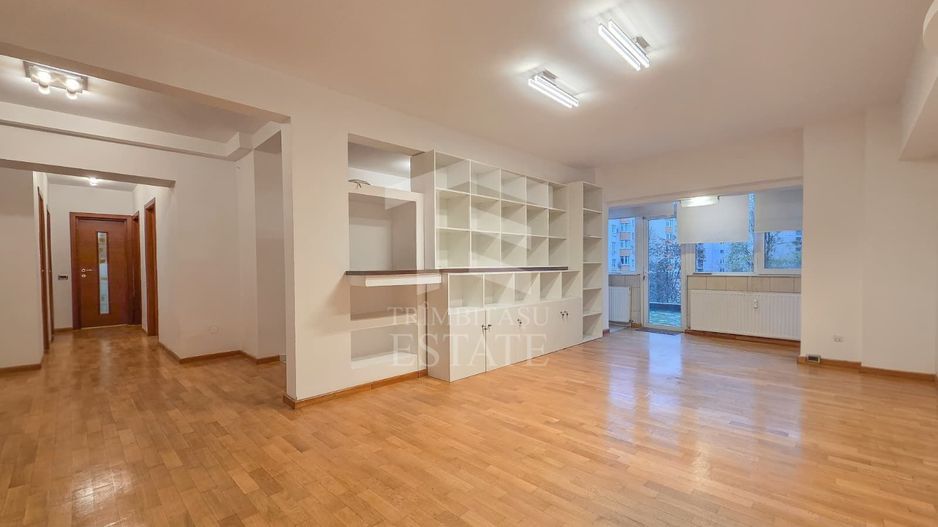 Apart 3 camere birouri stradal Bulevardul Unirii colt Nerva Traian - Poză 2