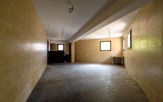 Clădire comercială în zona Grădiște. - Poză 34