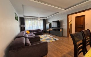 Casa generoasa LA CHEIE, curte 200 mp in Selimbar - Poză 9