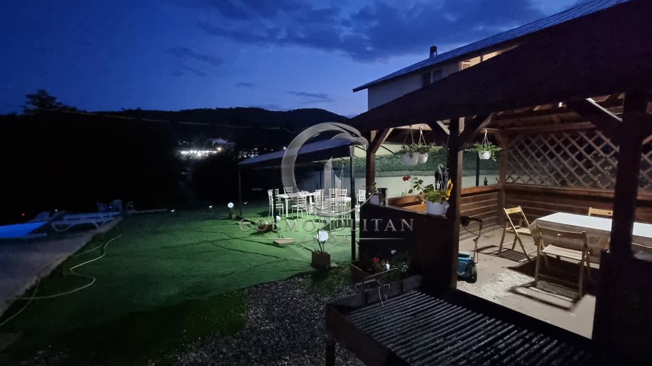 Pensiune inchiriere integrala pentru evenimente (aniversari/petreceri private) - Poză 18