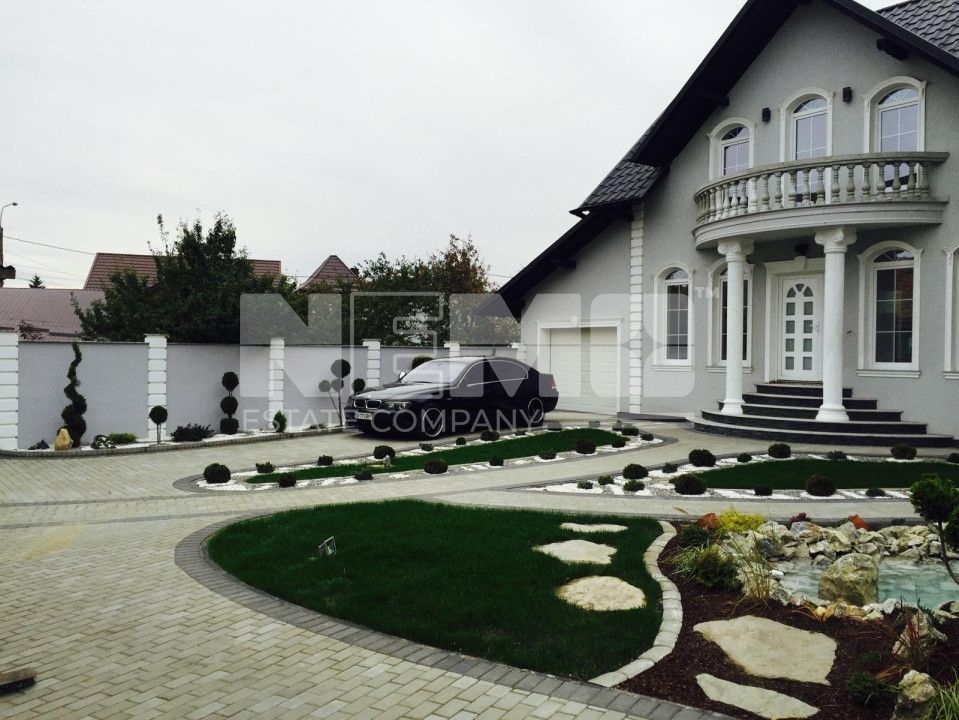 Vile spatioase| 1 mai - Poză 1