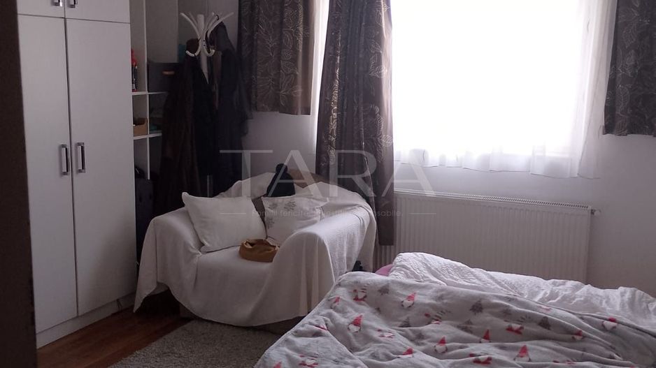 Apartament la casa, curte interioară,  foișor cu grill. - Poză 4