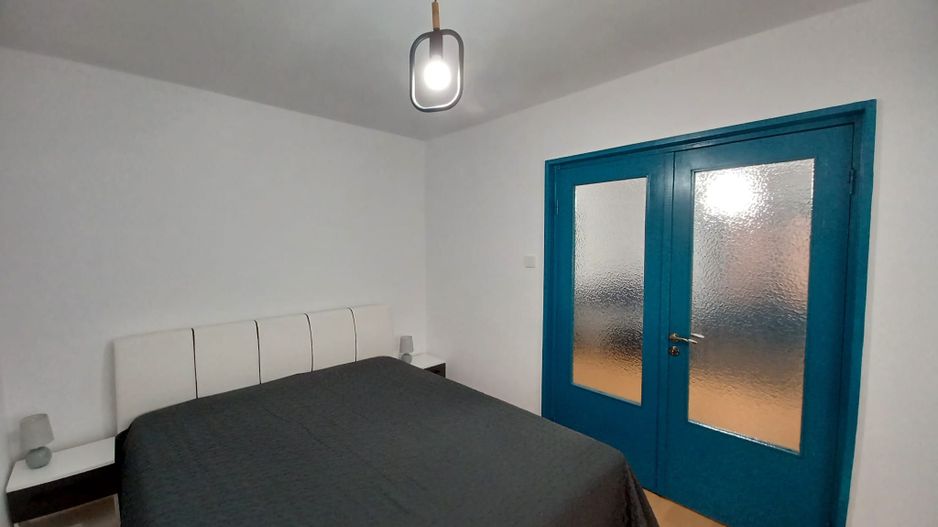 Chirie, 2 dormitoare, str. Sovata. 400 E/lună negociabil. Comision 0. - Poză 6