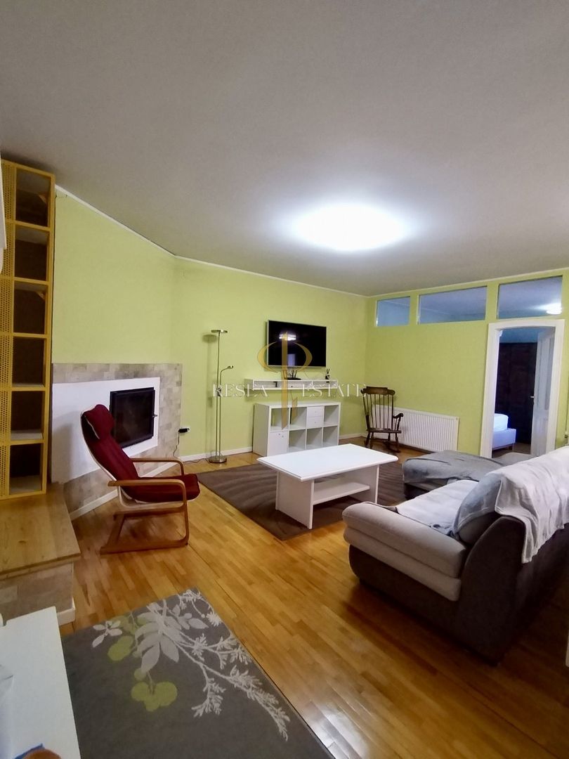 Apartament 3 camere de închiriat – Parter + Terasă | Balcescu - Poză 1