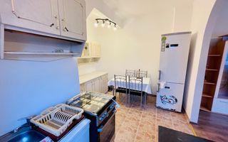 Casa 3 camere , 74 mp , loc de parcare Zona Ultracentrală! Negociabil - Poză 9